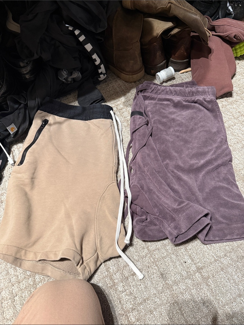 Fear of God Beige Drawstring & Mauve Velour Essentials shorts size Large
